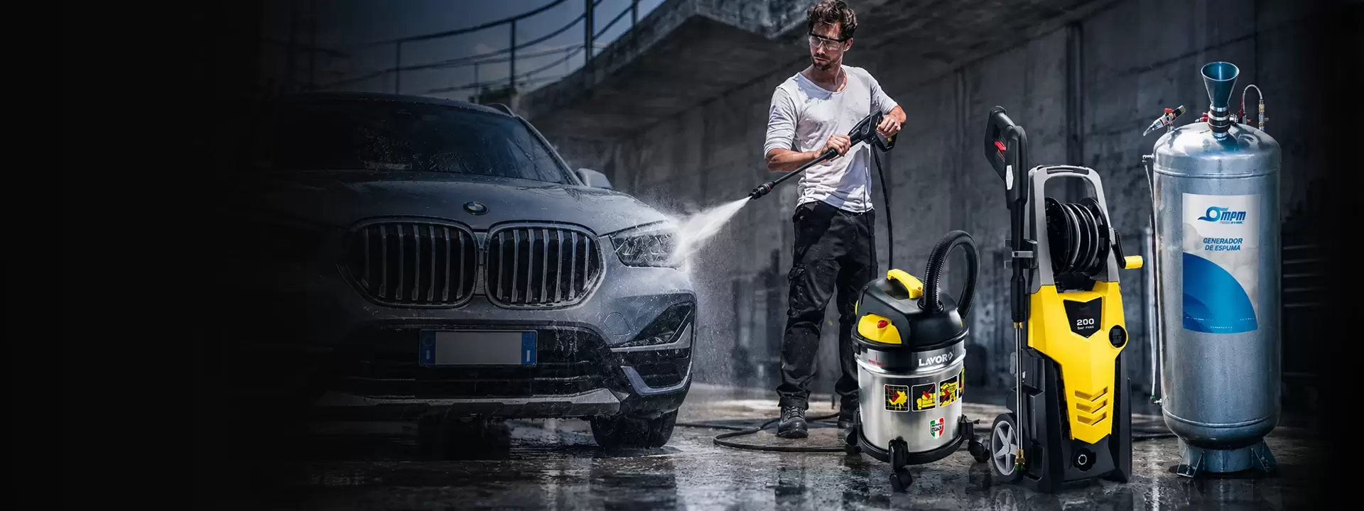 Equipos para car wash con hidrolavadora, aspiradora y espumador profesional.